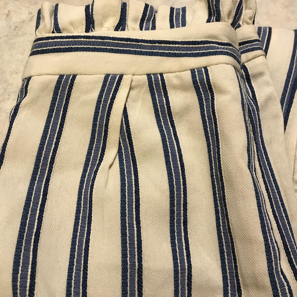Express Pants - Picture 5 of 7